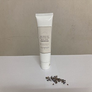 Non-greasy Natural High Moisturising Hand and Body Cream 不油腻天然高保湿手身体霜
